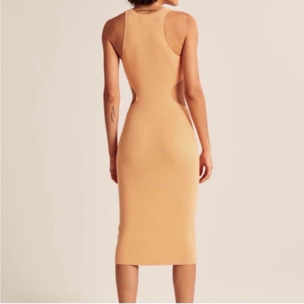 Abercrombie & Fitch Elevated Knit Side Cutout Midi Dress - Picture 3 of 5